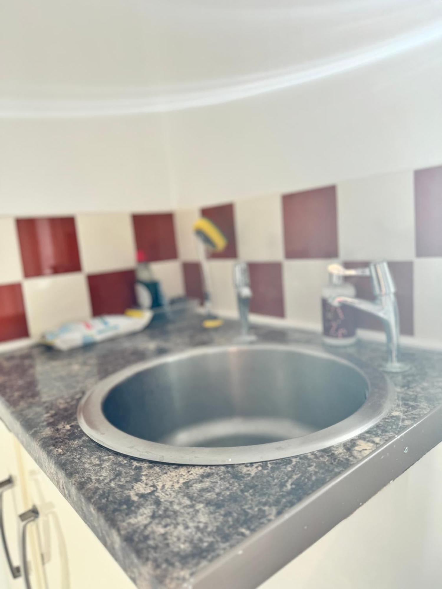 1 Bed With Kitchenette And Bathroom Οξφόρδη Εξωτερικό φωτογραφία